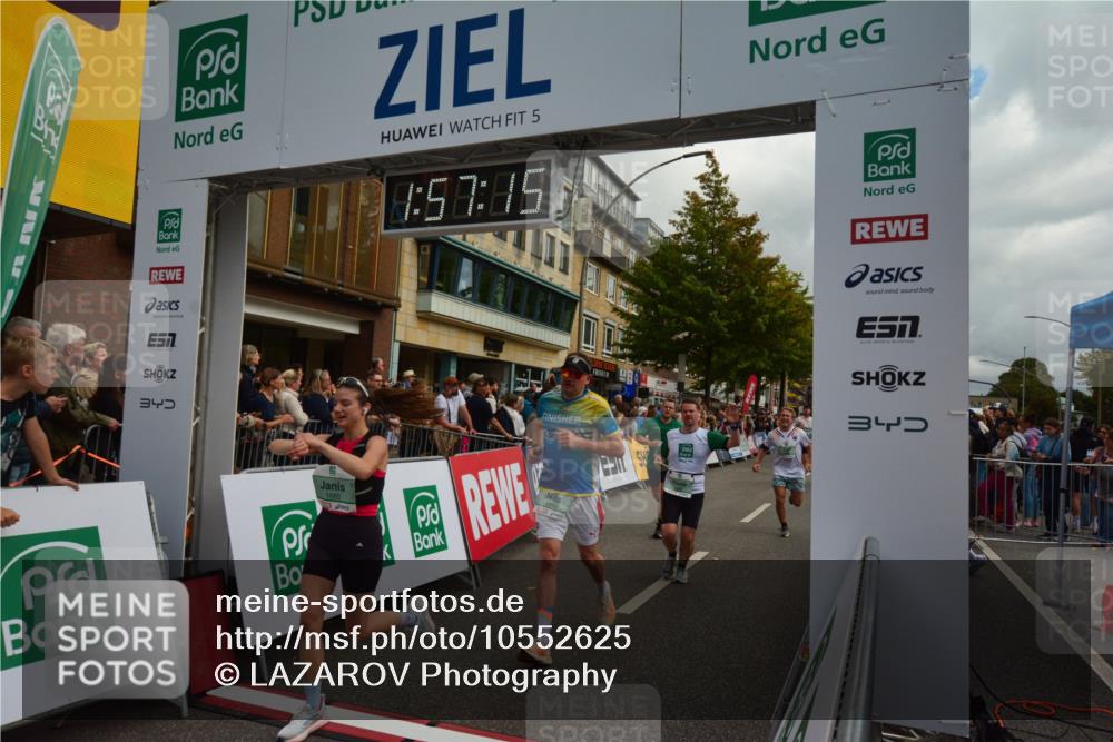 20.09.2026 - PSD Bank Halbmarathon LAZAROV Photography http://msf.ph/oto/10552625 20.09.2026 11:57:14 Ziel 1249, 1263, 1685, 1700, 1986, 2079, 2104, 2354, 2421, 2480, 3640, 3645, 3784, 4302, 4464, 4671, 4724, 4752 meine-sportfotos.de