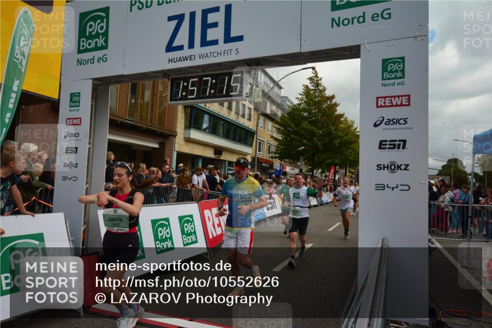 20.09.2026 - PSD Bank Halbmarathon LAZAROV Photography http://msf.ph/oto/10552626 20.09.2026 11:57:15 Ziel 1019, 1249, 1263, 1685, 1700, 1986, 2104, 2354, 2421, 2480, 3640, 3645, 4302, 4464, 4671, 4724, 4752 meine-sportfotos.de
