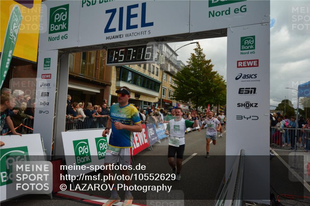 20.09.2026 - PSD Bank Halbmarathon LAZAROV Photography http://msf.ph/oto/10552629 20.09.2026 11:57:15 Ziel 1019, 1249, 1263, 1685, 1700, 1986, 2104, 2354, 2421, 2480, 3640, 3645, 4302, 4464, 4671, 4724, 4752 meine-sportfotos.de