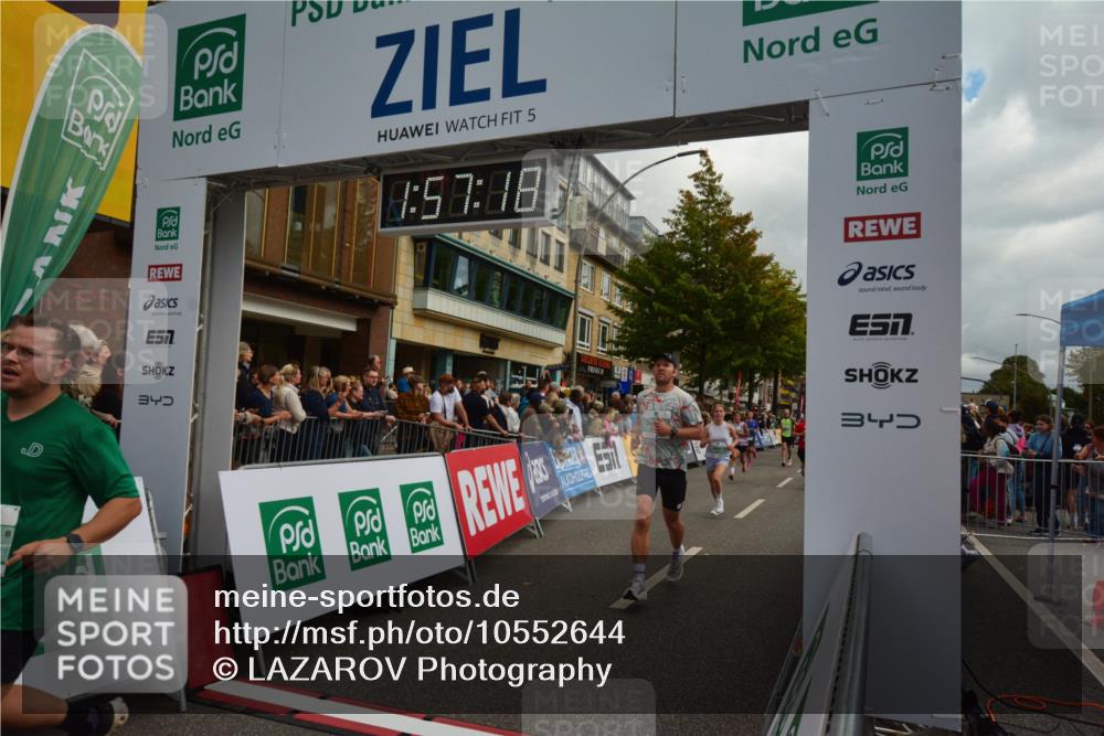 20.09.2026 - PSD Bank Halbmarathon LAZAROV Photography http://msf.ph/oto/10552644 20.09.2026 11:57:18 Ziel 1019, 1092, 1249, 1263, 1685, 1700, 1791, 1986, 2104, 2421, 2480, 3640, 3645, 4295, 4302, 4464, 4531, 4724 meine-sportfotos.de