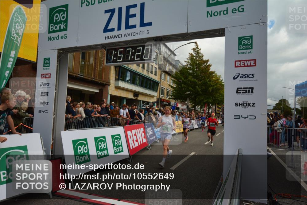 20.09.2026 - PSD Bank Halbmarathon LAZAROV Photography http://msf.ph/oto/10552649 20.09.2026 11:57:19 Ziel 1019, 1092, 1249, 1263, 1685, 1791, 1986, 2421, 2480, 3640, 3645, 4295, 4302, 4464, 4531, 4724 meine-sportfotos.de
