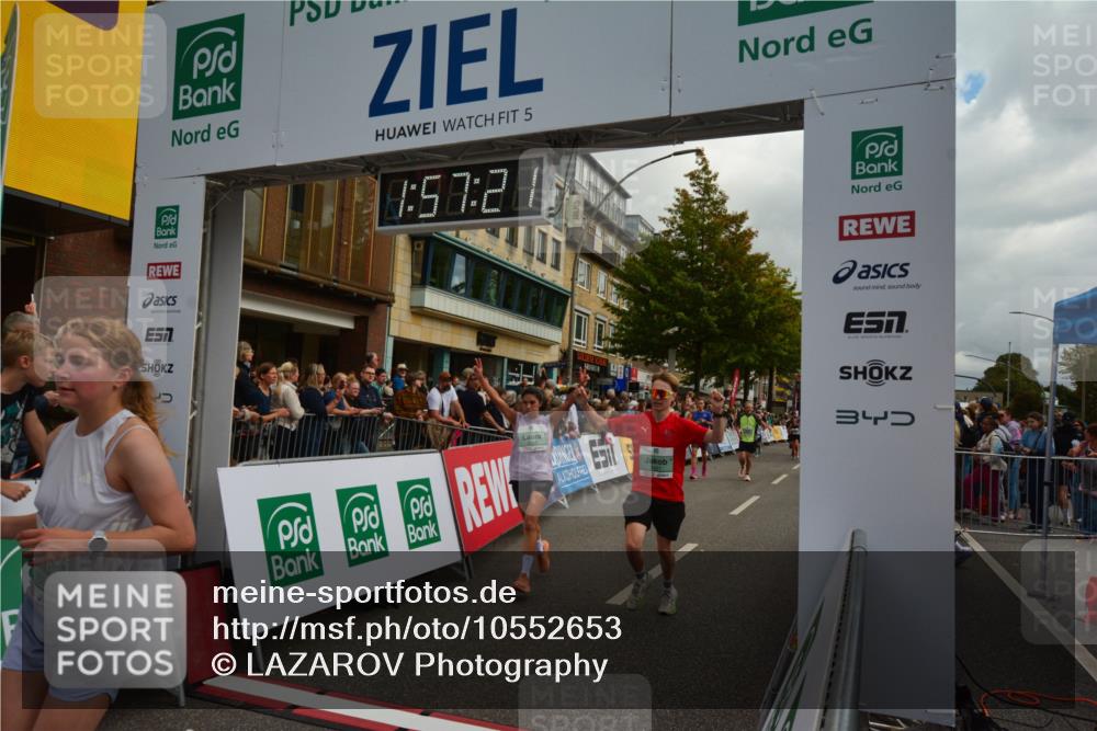 20.09.2026 - PSD Bank Halbmarathon LAZAROV Photography http://msf.ph/oto/10552653 20.09.2026 11:57:20 Ziel 1019, 1092, 1249, 1263, 1685, 1791, 1986, 2421, 2480, 3640, 3645, 4295, 4302, 4464, 4531, 4724 meine-sportfotos.de