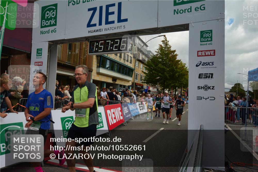 20.09.2026 - PSD Bank Halbmarathon LAZAROV Photography http://msf.ph/oto/10552661 20.09.2026 11:57:26 Ziel 1019, 1092, 1263, 1332, 1791, 2421, 2480, 3008, 3029, 3645, 4295, 4531, 4724 meine-sportfotos.de