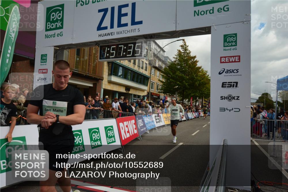 20.09.2026 - PSD Bank Halbmarathon LAZAROV Photography http://msf.ph/oto/10552689 20.09.2026 11:57:34 Ziel 1092, 1332, 1761, 1791, 2052, 2148, 3008, 3029, 3256, 3260, 4295, 4489, 4531 meine-sportfotos.de
