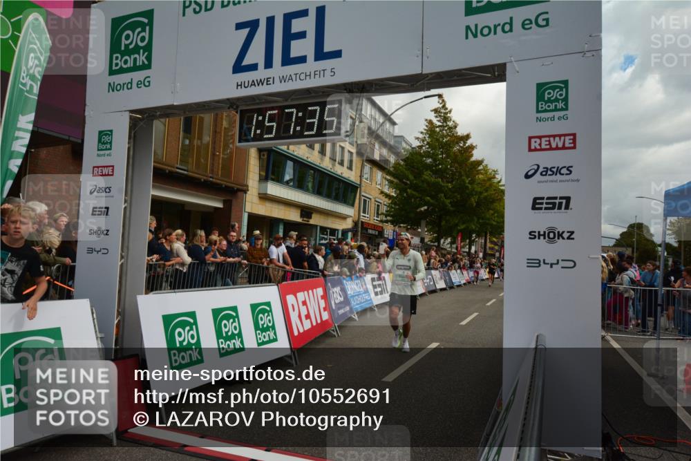 20.09.2026 - PSD Bank Halbmarathon LAZAROV Photography http://msf.ph/oto/10552691 20.09.2026 11:57:34 Ziel 1092, 1332, 1761, 1791, 2052, 2148, 3008, 3029, 3256, 3260, 4295, 4489, 4531 meine-sportfotos.de