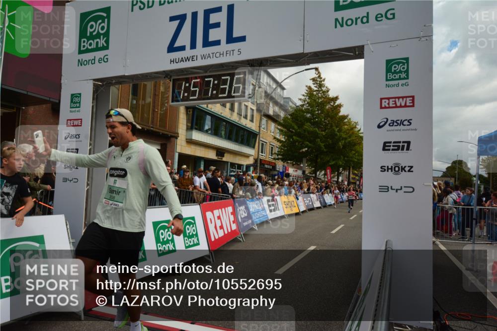 20.09.2026 - PSD Bank Halbmarathon LAZAROV Photography http://msf.ph/oto/10552695 20.09.2026 11:57:36 Ziel 1332, 1761, 2052, 2092, 2148, 2253, 2540, 3008, 3029, 3256, 3260, 3374, 4489 meine-sportfotos.de