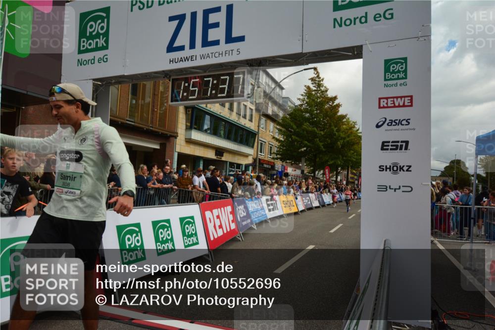 20.09.2026 - PSD Bank Halbmarathon LAZAROV Photography http://msf.ph/oto/10552696 20.09.2026 11:57:36 Ziel 1332, 1761, 2052, 2092, 2148, 2253, 2540, 3008, 3029, 3256, 3260, 3374, 4489 meine-sportfotos.de