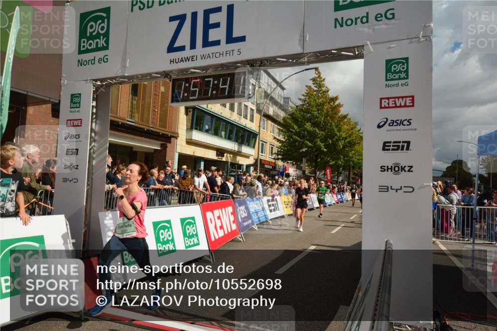 20.09.2026 - PSD Bank Halbmarathon LAZAROV Photography http://msf.ph/oto/10552698 20.09.2026 11:57:40 Ziel 1052, 1301, 1761, 2052, 2092, 2148, 2253, 2540, 3008, 3029, 3256, 3260, 3374, 3624, 3935, 4489 meine-sportfotos.de