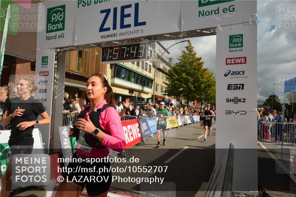 20.09.2026 - PSD Bank Halbmarathon LAZAROV Photography http://msf.ph/oto/10552707 20.09.2026 11:57:43 Ziel 1052, 1301, 1711, 1761, 2052, 2092, 2148, 2253, 2540, 2846, 3256, 3260, 3374, 3624, 3935, 4489 meine-sportfotos.de