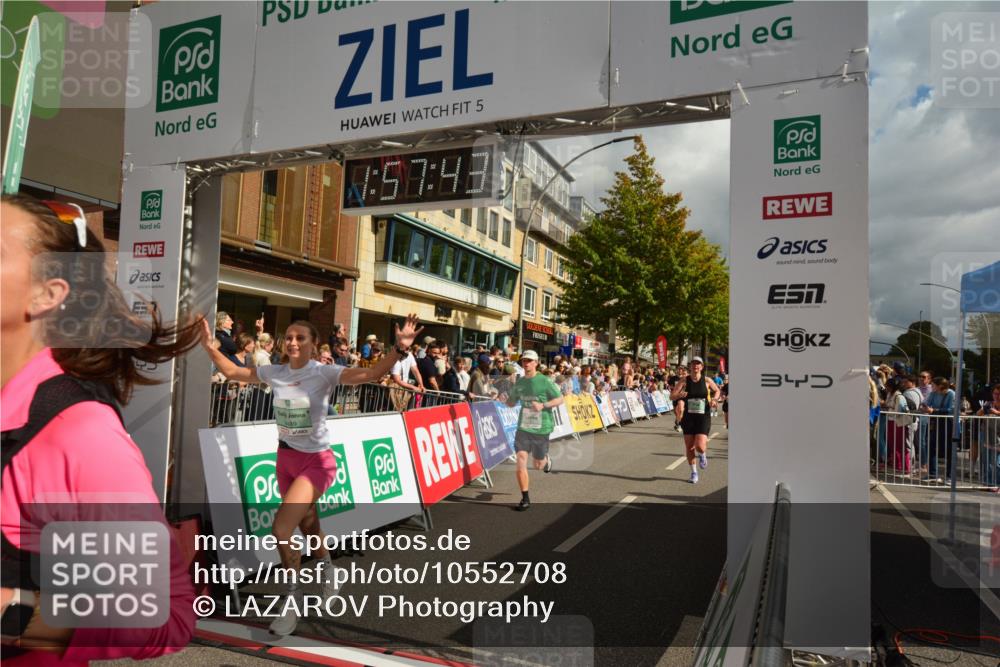 20.09.2026 - PSD Bank Halbmarathon LAZAROV Photography http://msf.ph/oto/10552708 20.09.2026 11:57:43 Ziel 1052, 1301, 1711, 1761, 2052, 2092, 2148, 2253, 2540, 2846, 3256, 3260, 3374, 3624, 3935, 4489 meine-sportfotos.de