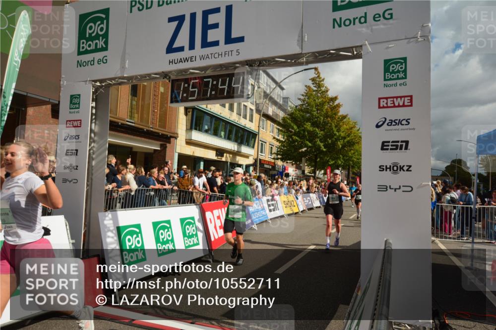20.09.2026 - PSD Bank Halbmarathon LAZAROV Photography http://msf.ph/oto/10552711 20.09.2026 11:57:43 Ziel 1052, 1301, 1711, 1761, 2052, 2092, 2148, 2253, 2540, 2846, 3256, 3260, 3374, 3624, 3935, 4489 meine-sportfotos.de