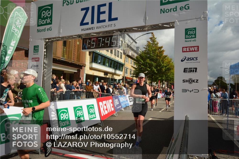 20.09.2026 - PSD Bank Halbmarathon LAZAROV Photography http://msf.ph/oto/10552714 20.09.2026 11:57:44 Ziel 1052, 1301, 1711, 1761, 2052, 2092, 2148, 2253, 2540, 2846, 3256, 3260, 3374, 3624, 3762, 3935, 4489 meine-sportfotos.de