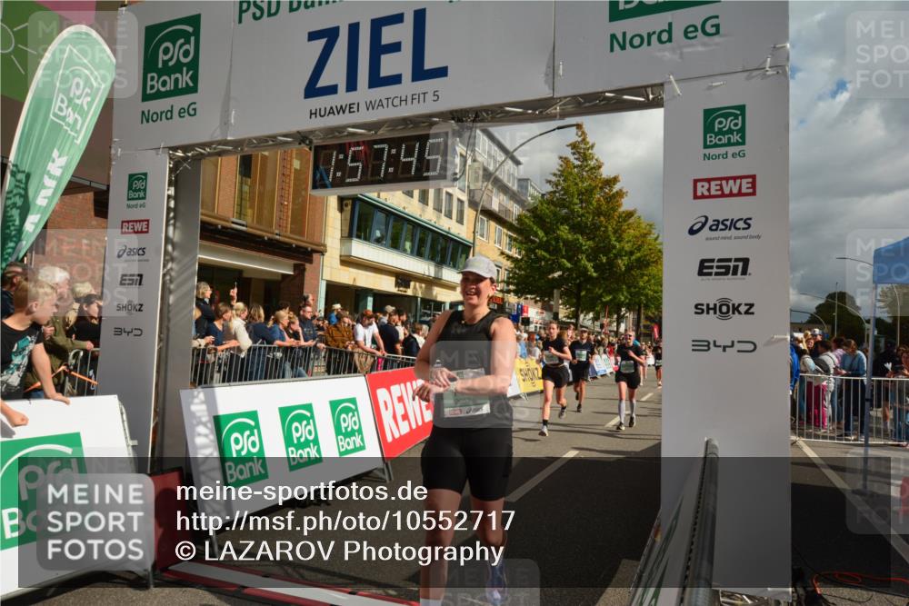 20.09.2026 - PSD Bank Halbmarathon LAZAROV Photography http://msf.ph/oto/10552717 20.09.2026 11:57:45 Ziel 1052, 1301, 1711, 1761, 2052, 2092, 2148, 2253, 2540, 2846, 3256, 3260, 3374, 3624, 3762, 3935, 4489 meine-sportfotos.de
