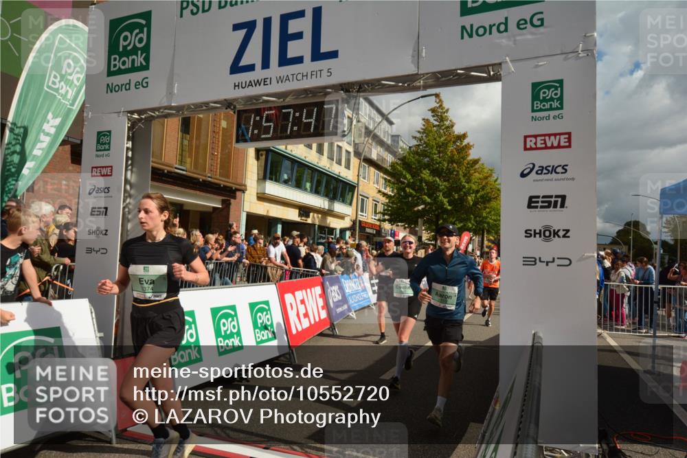 20.09.2026 - PSD Bank Halbmarathon LAZAROV Photography http://msf.ph/oto/10552720 20.09.2026 11:57:47 Ziel 1052, 1301, 1709, 1711, 1761, 2052, 2092, 2148, 2253, 2540, 2846, 3107, 3256, 3374, 3624, 3762, 3935, 4489, 4589 meine-sportfotos.de