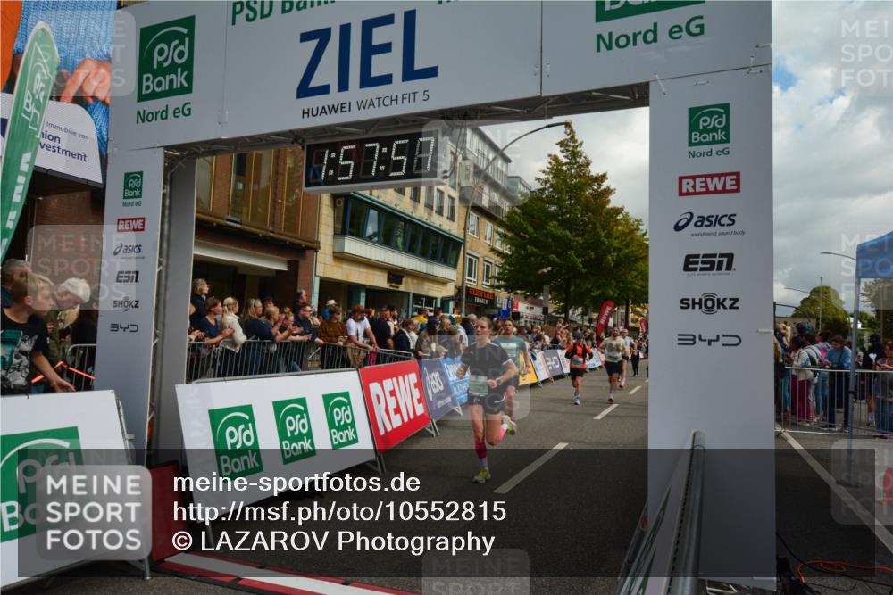 20.09.2026 - PSD Bank Halbmarathon LAZAROV Photography http://msf.ph/oto/10552815 20.09.2026 11:57:57 Ziel 1052, 1210, 1301, 1530, 1709, 1711, 2531, 2846, 2935, 3107, 3280, 3624, 3762, 3941, 4327, 4589, 4610 meine-sportfotos.de