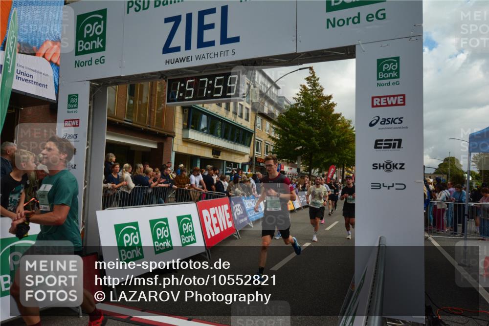 20.09.2026 - PSD Bank Halbmarathon LAZAROV Photography http://msf.ph/oto/10552821 20.09.2026 11:57:59 Ziel 1210, 1311, 1313, 1530, 1709, 1711, 2531, 2846, 2935, 3107, 3280, 3762, 3941, 4327, 4589, 4610 meine-sportfotos.de