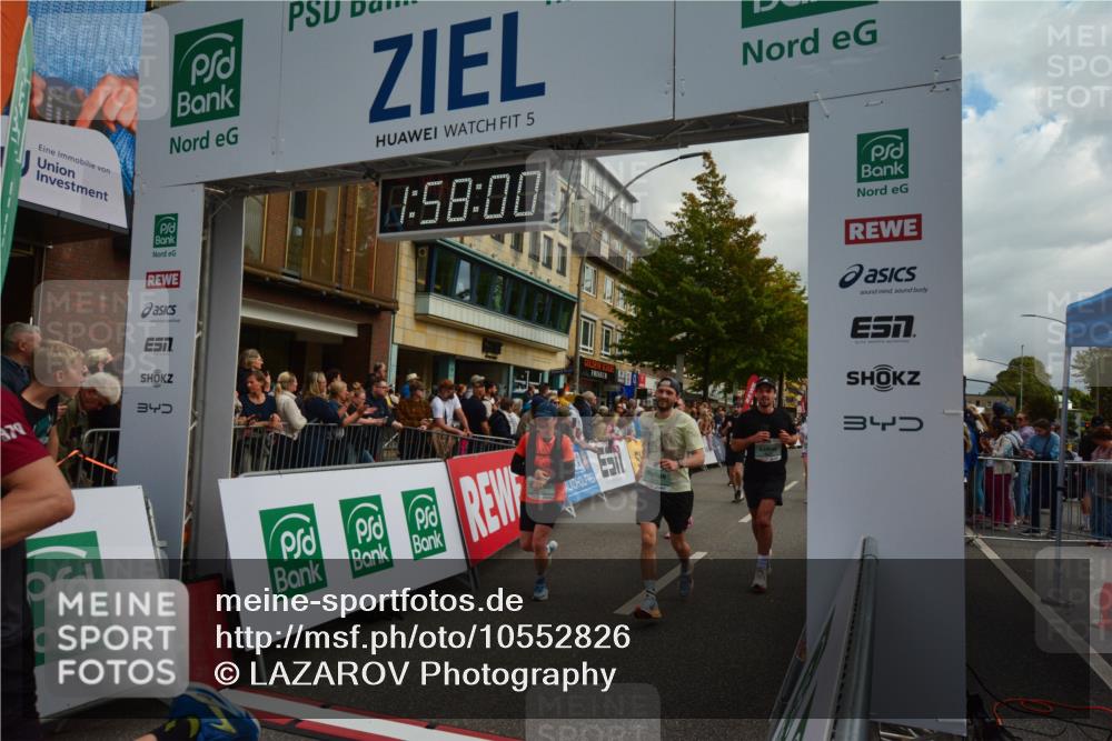 20.09.2026 - PSD Bank Halbmarathon LAZAROV Photography http://msf.ph/oto/10552826 20.09.2026 11:58:00 Ziel 1140, 1210, 1311, 1313, 1530, 1592, 1709, 2531, 2846, 2935, 3107, 3280, 3762, 3941, 4327, 4589, 4610 meine-sportfotos.de