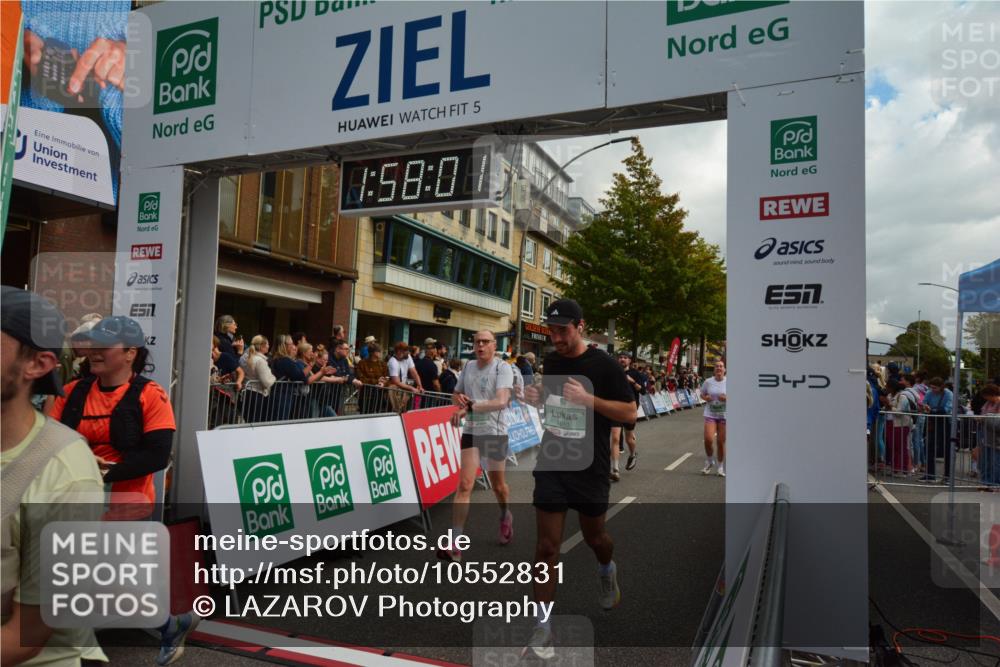 20.09.2026 - PSD Bank Halbmarathon LAZAROV Photography http://msf.ph/oto/10552831 20.09.2026 11:58:01 Ziel 1140, 1210, 1311, 1313, 1530, 1592, 1709, 2531, 2935, 3107, 3280, 3762, 3941, 4327, 4589, 4610 meine-sportfotos.de