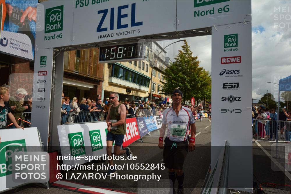 20.09.2026 - PSD Bank Halbmarathon LAZAROV Photography http://msf.ph/oto/10552845 20.09.2026 11:58:10 Ziel 1020, 1140, 1311, 1313, 1406, 1592, 2448, 2900, 2935, 2993, 3280, 4528, 4597, 4635 meine-sportfotos.de