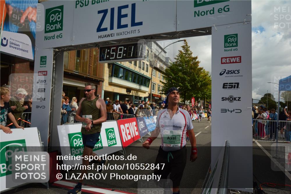 20.09.2026 - PSD Bank Halbmarathon LAZAROV Photography http://msf.ph/oto/10552847 20.09.2026 11:58:10 Ziel 1020, 1140, 1311, 1313, 1406, 1592, 2448, 2900, 2935, 2993, 3280, 4528, 4597, 4635 meine-sportfotos.de
