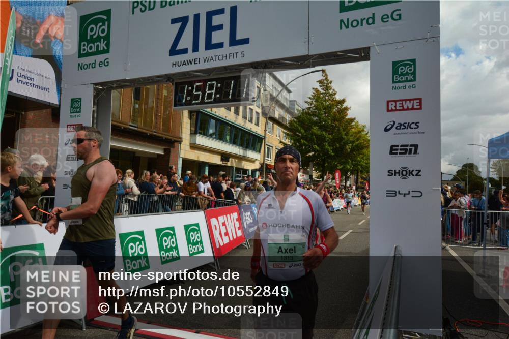 20.09.2026 - PSD Bank Halbmarathon LAZAROV Photography http://msf.ph/oto/10552849 20.09.2026 11:58:11 Ziel 1020, 1140, 1311, 1313, 1406, 1592, 2448, 2900, 2993, 4528, 4597, 4635, 4659 meine-sportfotos.de