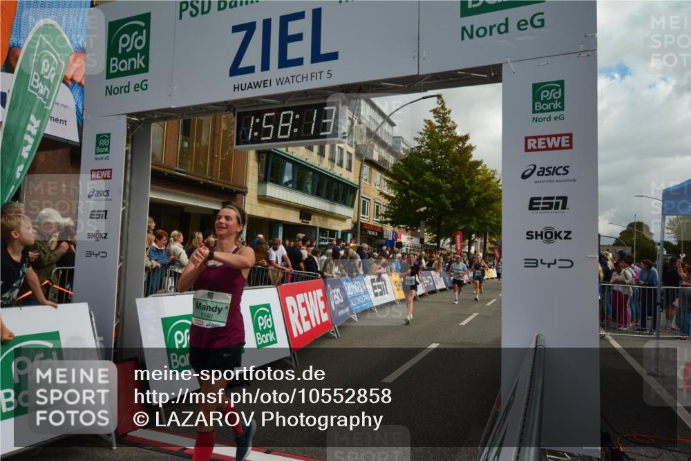 20.09.2026 - PSD Bank Halbmarathon LAZAROV Photography http://msf.ph/oto/10552858 20.09.2026 11:58:13 Ziel 1020, 1140, 1311, 1313, 1406, 1592, 2448, 2900, 2993, 4528, 4597, 4635, 4659 meine-sportfotos.de