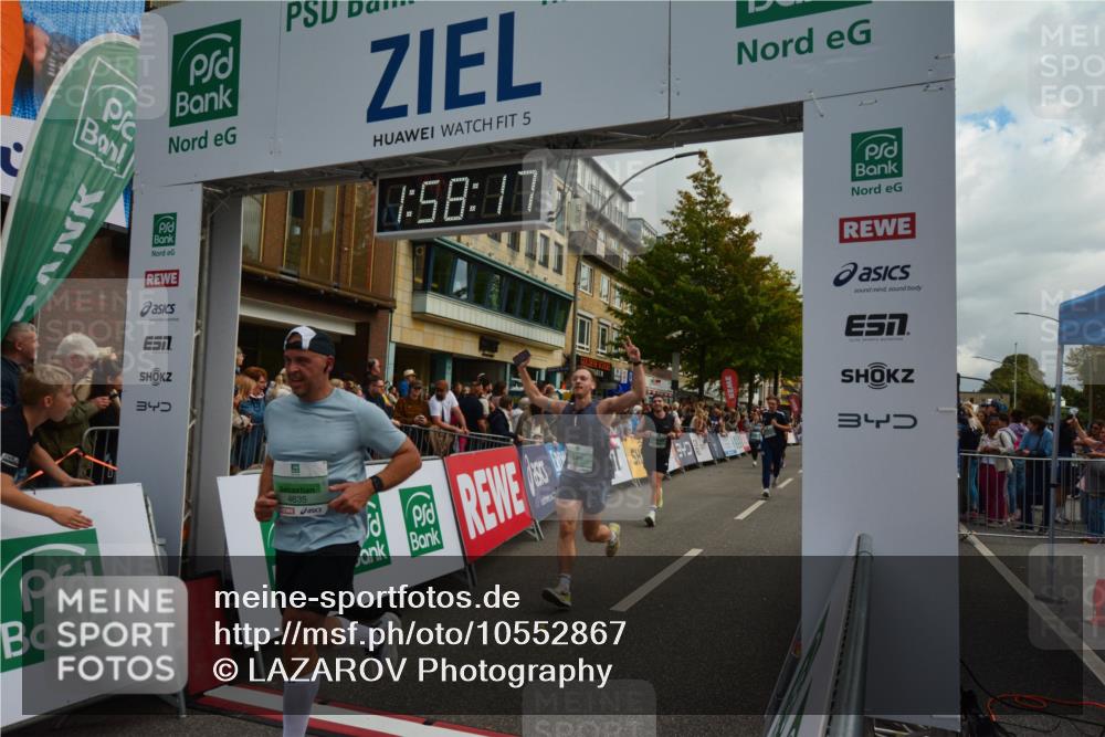 20.09.2026 - PSD Bank Halbmarathon LAZAROV Photography http://msf.ph/oto/10552867 20.09.2026 11:58:17 Ziel 1020, 1140, 1311, 1406, 1592, 2448, 2577, 2585, 2900, 2993, 4528, 4597, 4635, 4659, 4750 meine-sportfotos.de