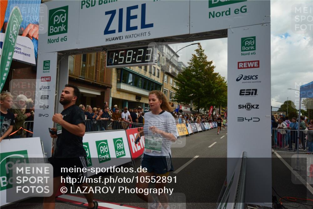 20.09.2026 - PSD Bank Halbmarathon LAZAROV Photography http://msf.ph/oto/10552891 20.09.2026 11:58:22 Ziel 1020, 1398, 1406, 2577, 2585, 2612, 2900, 2993, 3604, 4528, 4597, 4623, 4635, 4641, 4659, 4750 meine-sportfotos.de