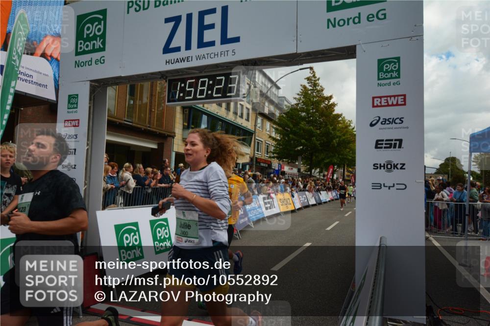 20.09.2026 - PSD Bank Halbmarathon LAZAROV Photography http://msf.ph/oto/10552892 20.09.2026 11:58:22 Ziel 1020, 1398, 1406, 2577, 2585, 2612, 2900, 2993, 3604, 4528, 4597, 4623, 4635, 4641, 4659, 4750 meine-sportfotos.de
