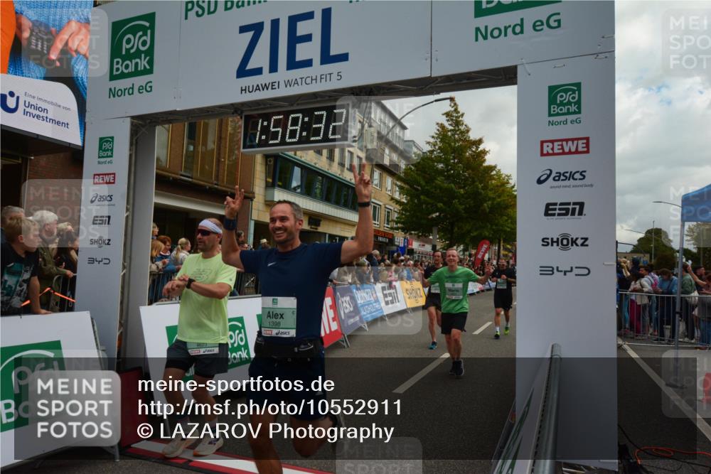 20.09.2026 - PSD Bank Halbmarathon LAZAROV Photography http://msf.ph/oto/10552911 20.09.2026 11:58:32 Ziel 1398, 1621, 1956, 2577, 2585, 2612, 3183, 3490, 3604, 3801, 4623, 4641, 4750 meine-sportfotos.de