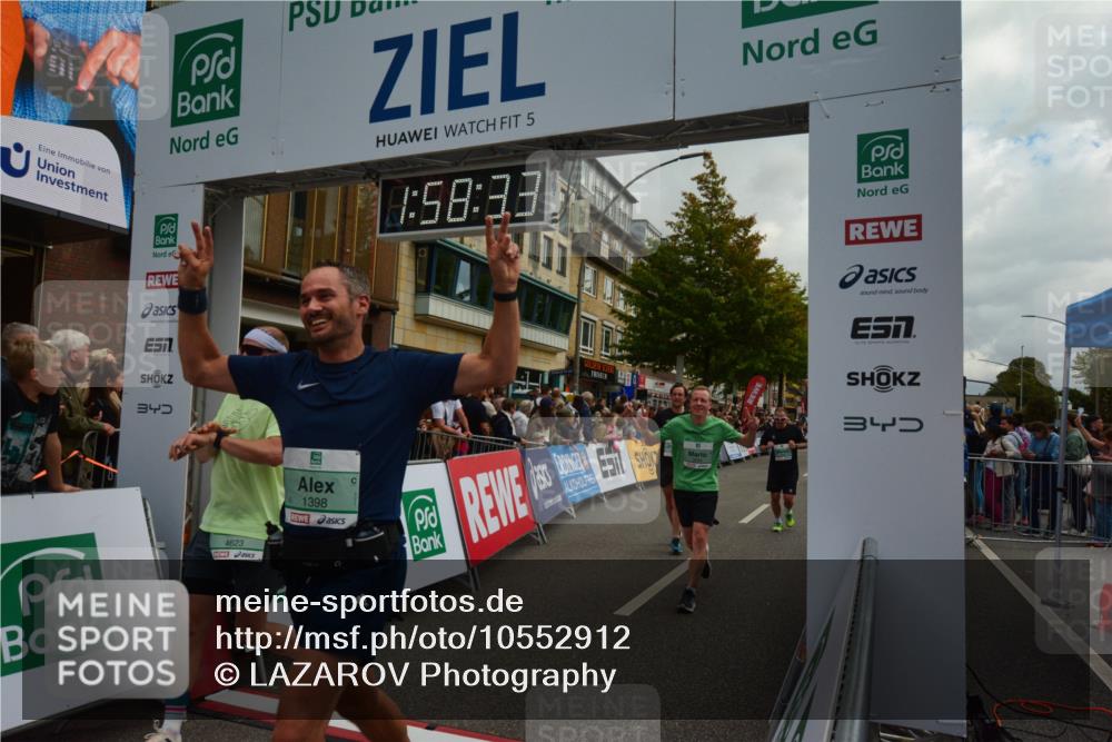 20.09.2026 - PSD Bank Halbmarathon LAZAROV Photography http://msf.ph/oto/10552912 20.09.2026 11:58:32 Ziel 1398, 1621, 1956, 2577, 2585, 2612, 3183, 3490, 3604, 3801, 4623, 4641, 4750 meine-sportfotos.de