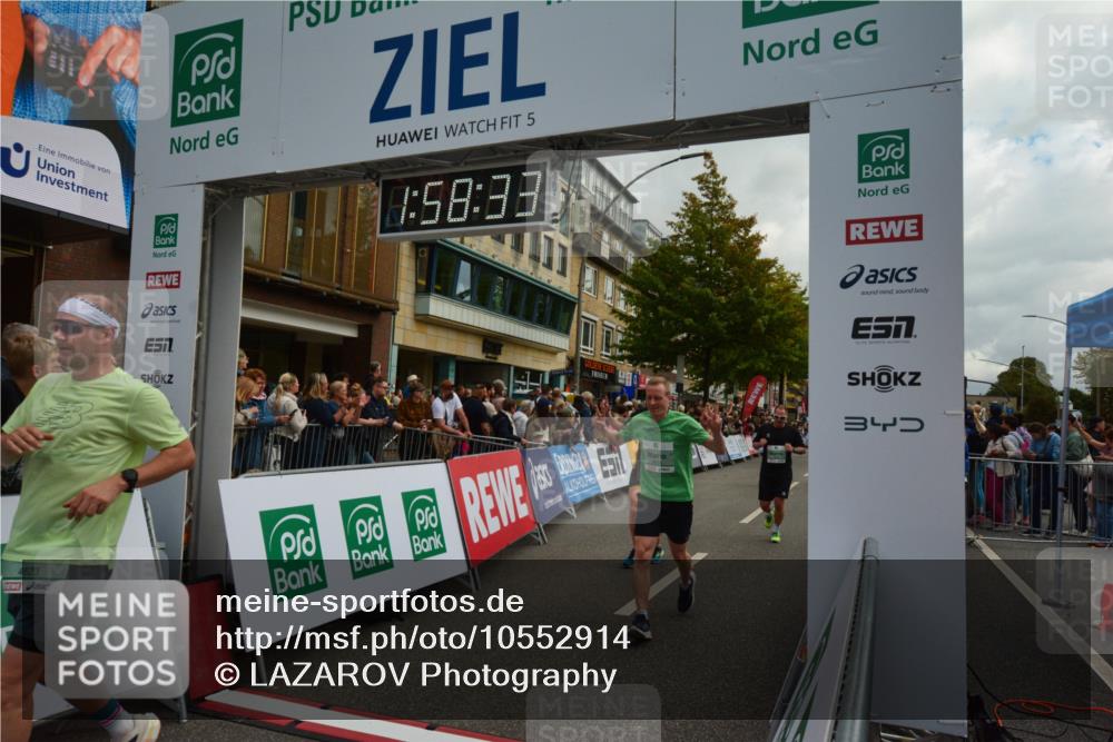 20.09.2026 - PSD Bank Halbmarathon LAZAROV Photography http://msf.ph/oto/10552914 20.09.2026 11:58:32 Ziel 1398, 1621, 1956, 2577, 2585, 2612, 3183, 3490, 3604, 3801, 4623, 4641, 4750 meine-sportfotos.de
