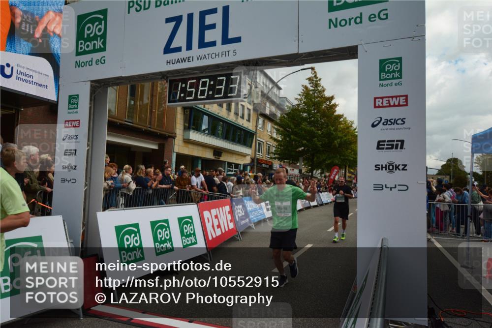 20.09.2026 - PSD Bank Halbmarathon LAZAROV Photography http://msf.ph/oto/10552915 20.09.2026 11:58:33 Ziel 1398, 1621, 1795, 1956, 2577, 2585, 2612, 3183, 3490, 3604, 3801, 4013, 4623, 4641, 4750 meine-sportfotos.de