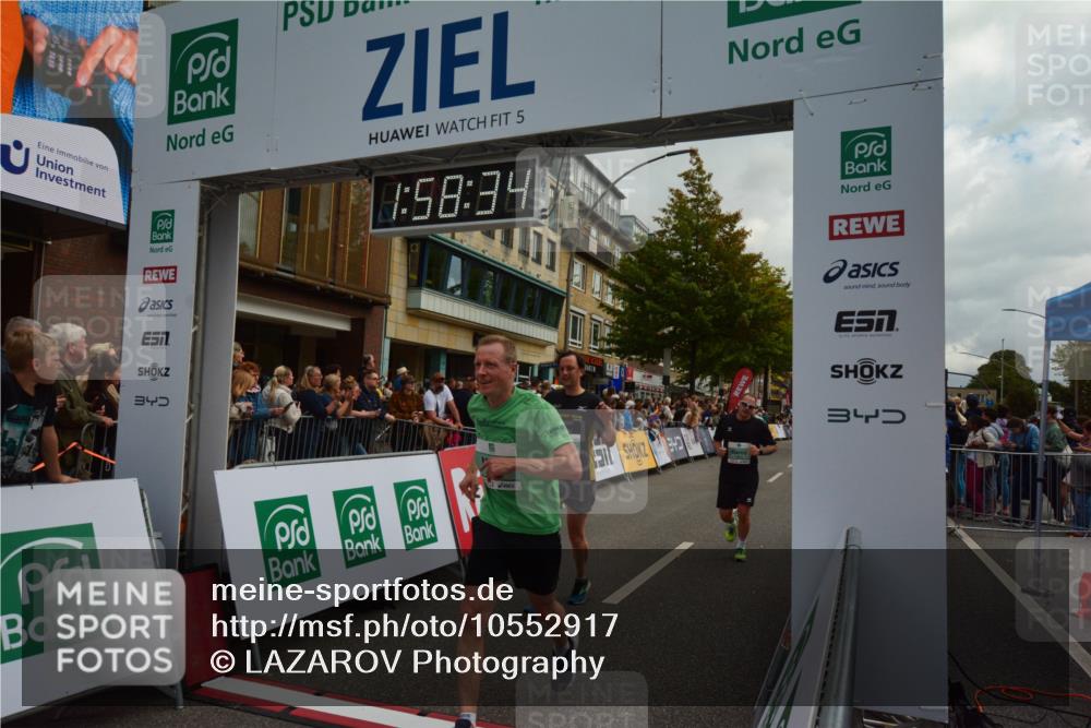 20.09.2026 - PSD Bank Halbmarathon LAZAROV Photography http://msf.ph/oto/10552917 20.09.2026 11:58:33 Ziel 1398, 1621, 1795, 1956, 2577, 2585, 2612, 3183, 3490, 3604, 3801, 4013, 4623, 4641, 4750 meine-sportfotos.de