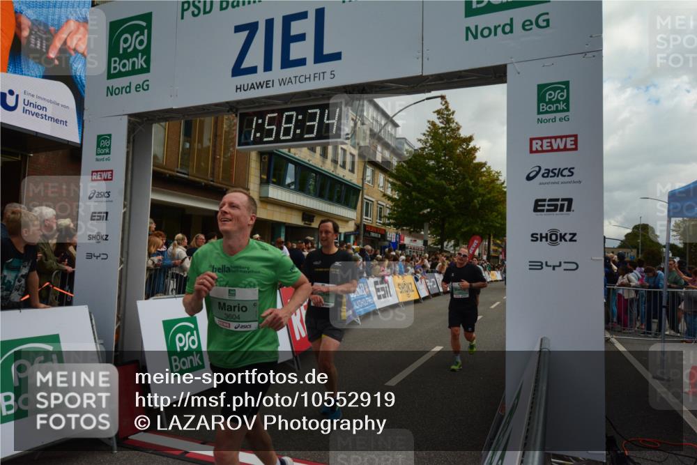 20.09.2026 - PSD Bank Halbmarathon LAZAROV Photography http://msf.ph/oto/10552919 20.09.2026 11:58:33 Ziel 1398, 1621, 1795, 1956, 2577, 2585, 2612, 3183, 3490, 3604, 3801, 4013, 4623, 4641, 4750 meine-sportfotos.de