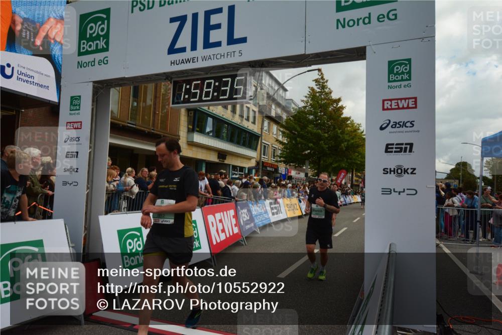20.09.2026 - PSD Bank Halbmarathon LAZAROV Photography http://msf.ph/oto/10552922 20.09.2026 11:58:34 Ziel 1398, 1621, 1795, 1956, 2577, 2585, 2612, 3183, 3490, 3604, 3801, 4013, 4623, 4641, 4750 meine-sportfotos.de