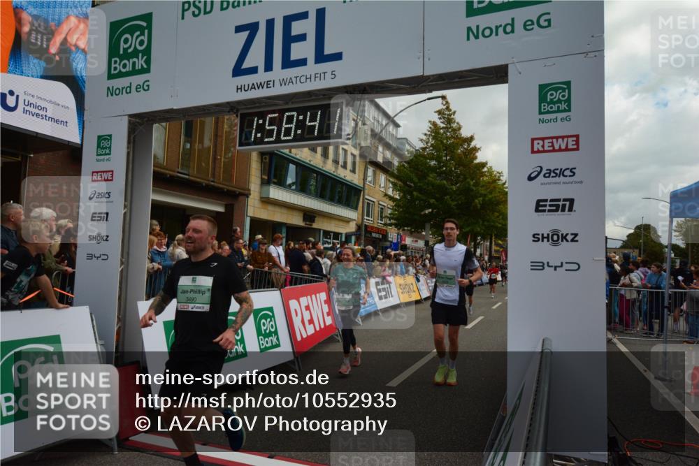 20.09.2026 - PSD Bank Halbmarathon LAZAROV Photography http://msf.ph/oto/10552935 20.09.2026 11:58:41 Ziel 1304, 1621, 1741, 1795, 1936, 1956, 2290, 3183, 3447, 3490, 3598, 3801, 4013, 4570, 4572 meine-sportfotos.de