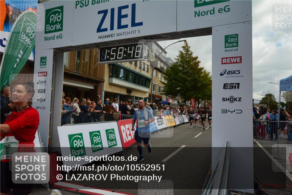 20.09.2026 - PSD Bank Halbmarathon LAZAROV Photography http://msf.ph/oto/10552951 20.09.2026 11:58:48 Ziel 1035, 1251, 1304, 1741, 1795, 1936, 1956, 2290, 3183, 3447, 3598, 3718, 3810, 4013, 4029, 4355, 4570, 4572, 4694, 4738 meine-sportfotos.de