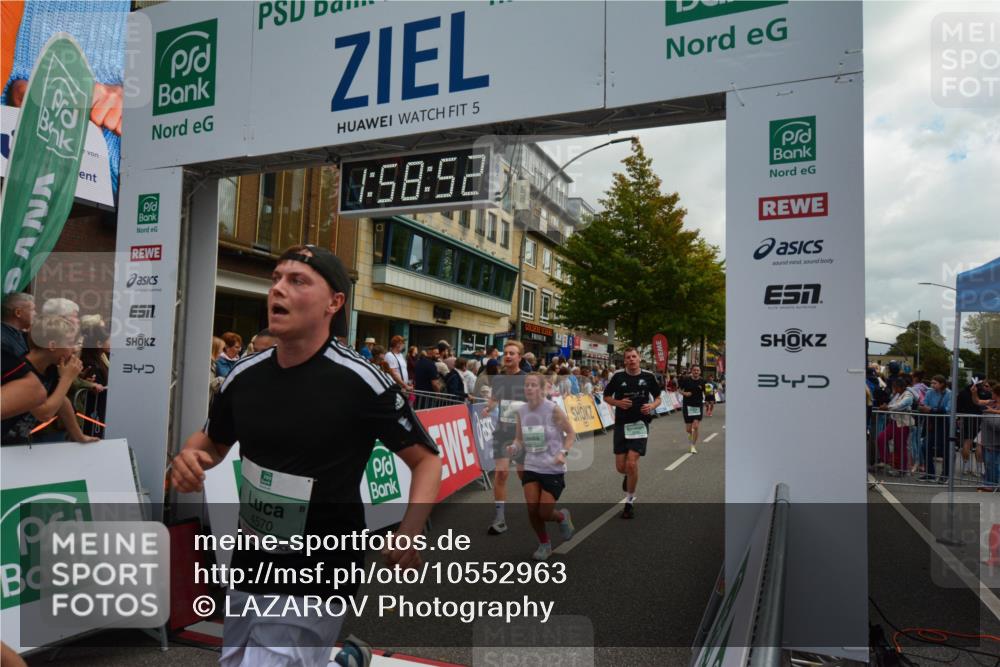 20.09.2026 - PSD Bank Halbmarathon LAZAROV Photography http://msf.ph/oto/10552963 20.09.2026 11:58:52 Ziel 1035, 1251, 1304, 1741, 1936, 2290, 3447, 3598, 3718, 3810, 4029, 4355, 4570, 4572, 4694, 4738 meine-sportfotos.de