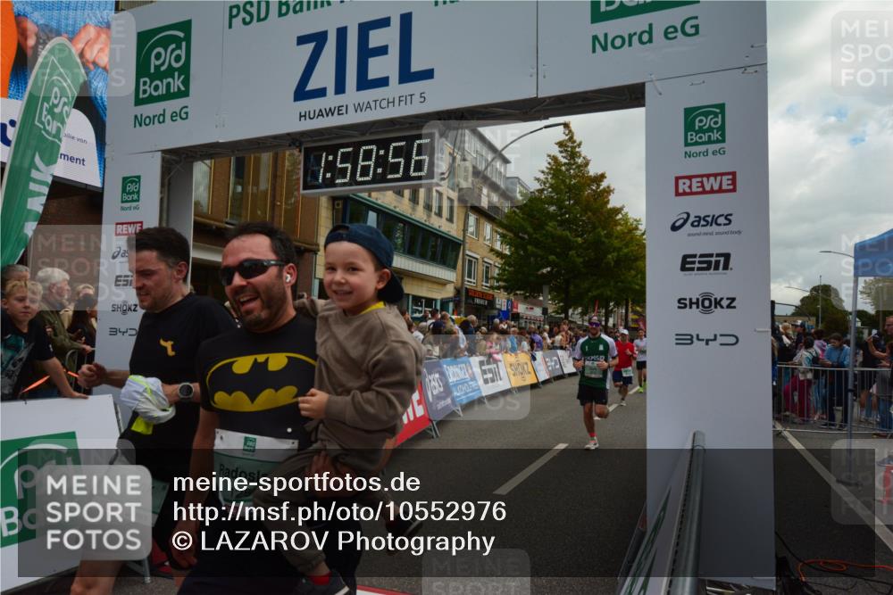 20.09.2026 - PSD Bank Halbmarathon LAZAROV Photography http://msf.ph/oto/10552976 20.09.2026 11:58:56 Ziel 1035, 1197, 1251, 1304, 1778, 1936, 2050, 2185, 3447, 3467, 3598, 3718, 3810, 3940, 4029, 4223, 4355, 4570, 4572, 4694, 4738 meine-sportfotos.de