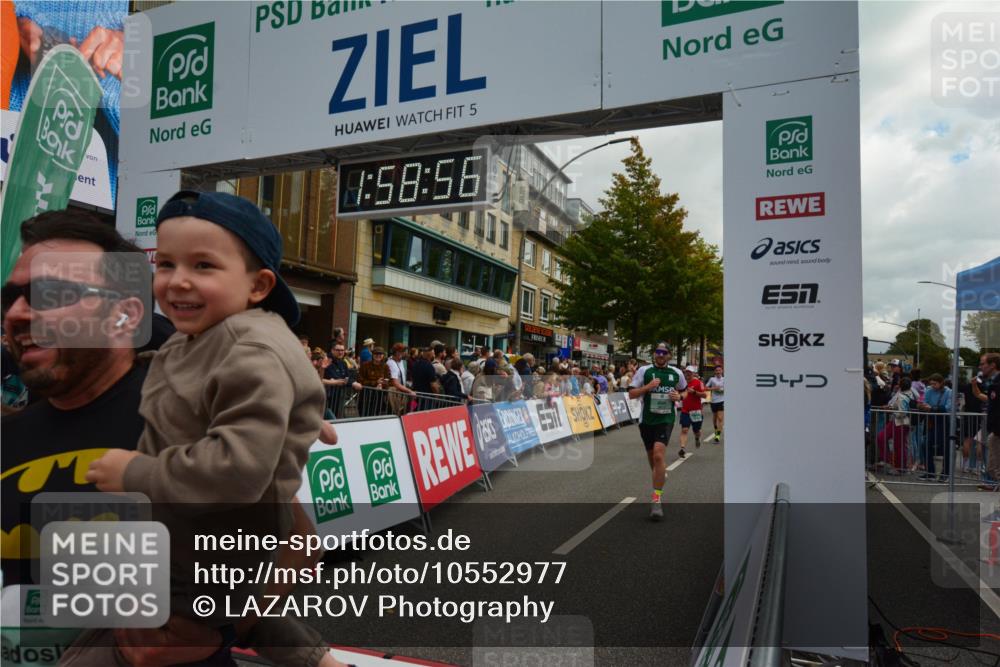 20.09.2026 - PSD Bank Halbmarathon LAZAROV Photography http://msf.ph/oto/10552977 20.09.2026 11:58:56 Ziel 1035, 1197, 1251, 1304, 1778, 1936, 2050, 2185, 3447, 3467, 3598, 3718, 3810, 3940, 4029, 4223, 4355, 4570, 4572, 4694, 4738 meine-sportfotos.de