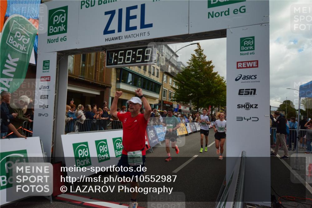 20.09.2026 - PSD Bank Halbmarathon LAZAROV Photography http://msf.ph/oto/10552987 20.09.2026 11:58:58 Ziel 1035, 1197, 1251, 1304, 1519, 1778, 2050, 2185, 3112, 3150, 3447, 3467, 3598, 3718, 3810, 3940, 4029, 4223, 4286, 4355, 4694, 4738 meine-sportfotos.de