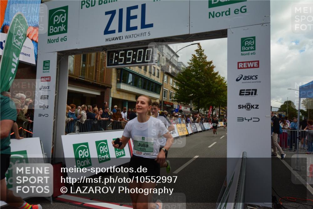 20.09.2026 - PSD Bank Halbmarathon LAZAROV Photography http://msf.ph/oto/10552997 20.09.2026 11:59:00 Ziel 1035, 1197, 1251, 1519, 1778, 2050, 2185, 3112, 3150, 3194, 3467, 3718, 3810, 3940, 4029, 4223, 4286, 4355, 4694, 4738 meine-sportfotos.de