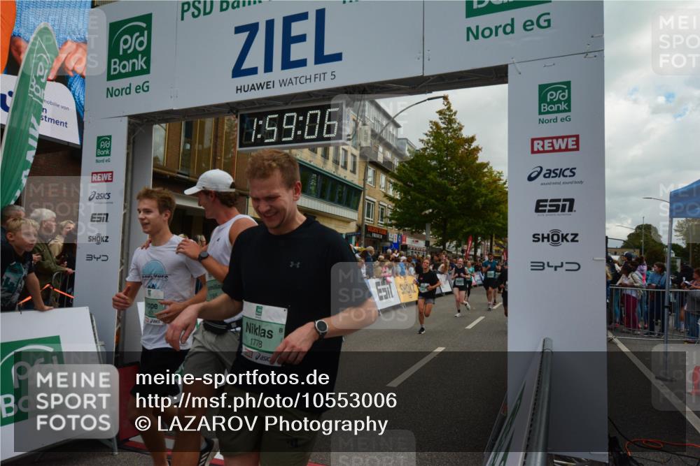 20.09.2026 - PSD Bank Halbmarathon LAZAROV Photography http://msf.ph/oto/10553006 20.09.2026 11:59:05 Ziel 1197, 1519, 1749, 1778, 2050, 2185, 3112, 3150, 3194, 3467, 3940, 4029, 4223, 4286, 4591, 4694, 4738 meine-sportfotos.de