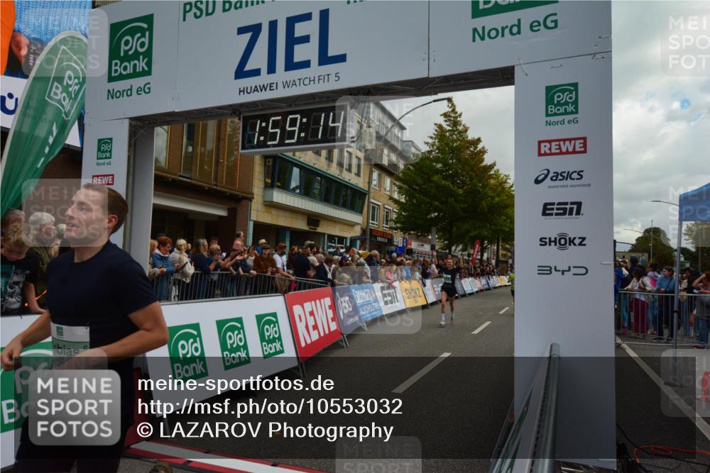 20.09.2026 - PSD Bank Halbmarathon LAZAROV Photography http://msf.ph/oto/10553032 20.09.2026 11:59:13 Ziel 1091, 1197, 1519, 1749, 2050, 2370, 3112, 3150, 3194, 4223, 4286, 4428, 4591 meine-sportfotos.de