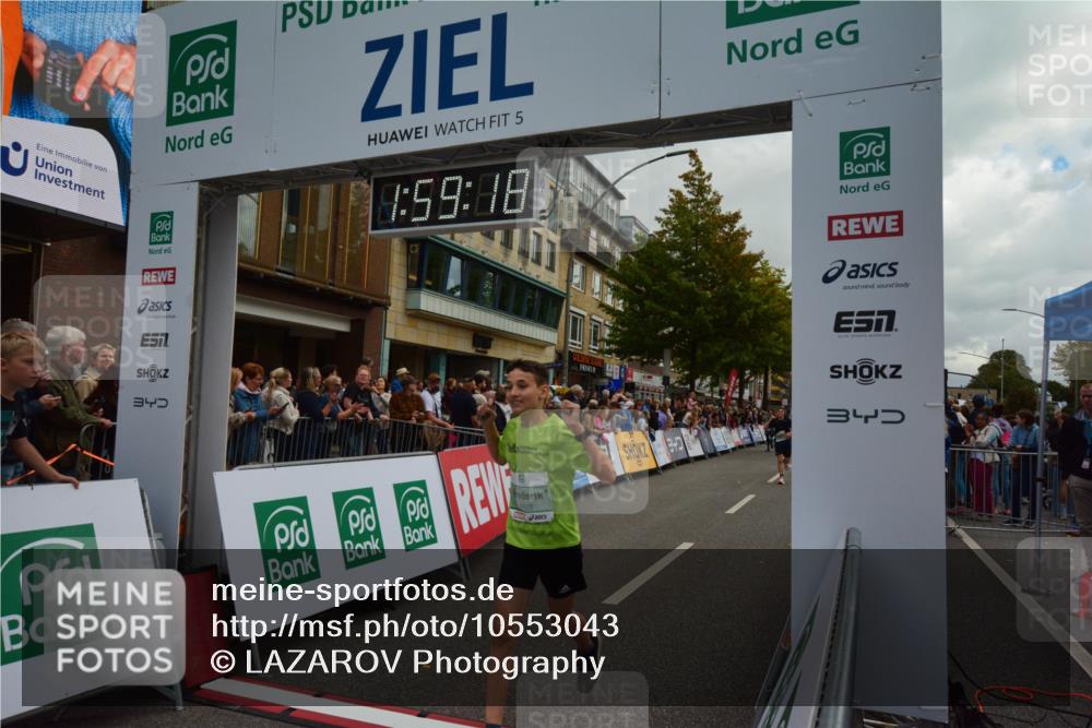 20.09.2026 - PSD Bank Halbmarathon LAZAROV Photography http://msf.ph/oto/10553043 20.09.2026 11:59:18 Ziel 1091, 1095, 1749, 2370, 3668, 4428, 4591 meine-sportfotos.de