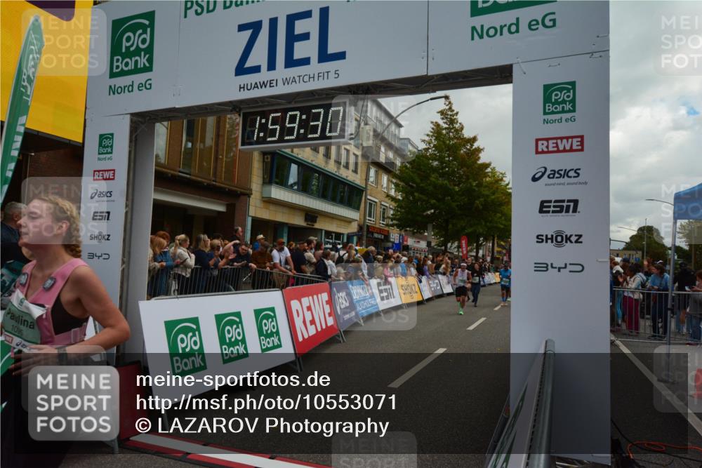 20.09.2026 - PSD Bank Halbmarathon LAZAROV Photography http://msf.ph/oto/10553071 20.09.2026 11:59:29 Ziel 1091, 1093, 1095, 1098, 1279, 2085, 2208, 2439, 2736, 3066, 3390, 3668, 3771, 3772 meine-sportfotos.de