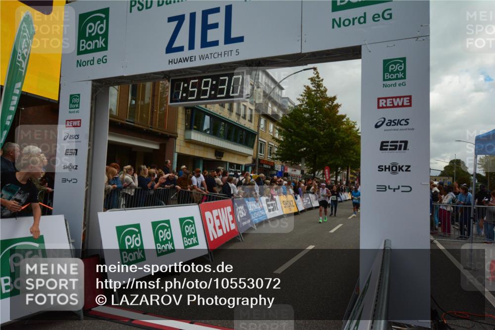 20.09.2026 - PSD Bank Halbmarathon LAZAROV Photography http://msf.ph/oto/10553072 20.09.2026 11:59:29 Ziel 1091, 1093, 1095, 1098, 1279, 2085, 2208, 2439, 2736, 3066, 3390, 3668, 3771, 3772 meine-sportfotos.de