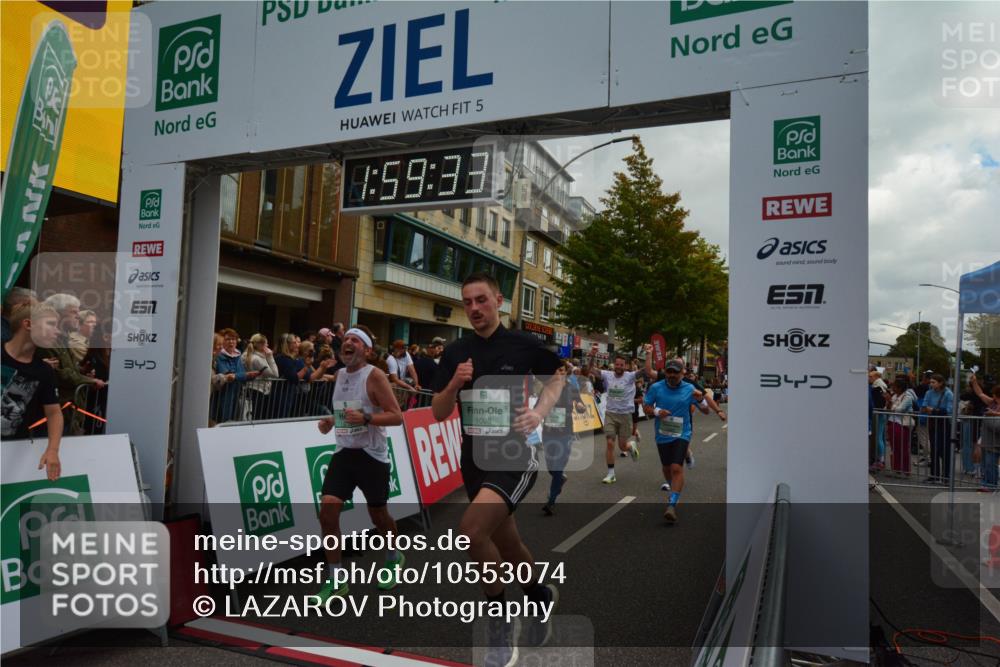 20.09.2026 - PSD Bank Halbmarathon LAZAROV Photography http://msf.ph/oto/10553074 20.09.2026 11:59:33 Ziel 1093, 1095, 1098, 1279, 2085, 2208, 2439, 2670, 2736, 3066, 3390, 3771, 3772, 4711 meine-sportfotos.de