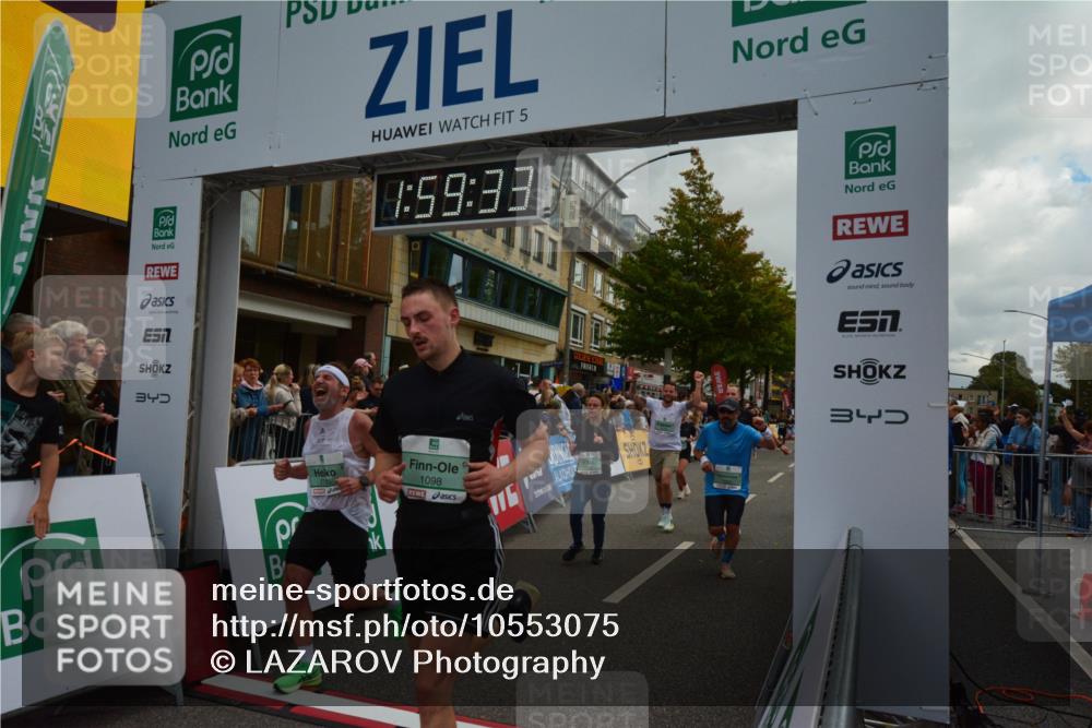 20.09.2026 - PSD Bank Halbmarathon LAZAROV Photography http://msf.ph/oto/10553075 20.09.2026 11:59:33 Ziel 1093, 1095, 1098, 1279, 2085, 2208, 2439, 2670, 2736, 3066, 3390, 3771, 3772, 4711 meine-sportfotos.de
